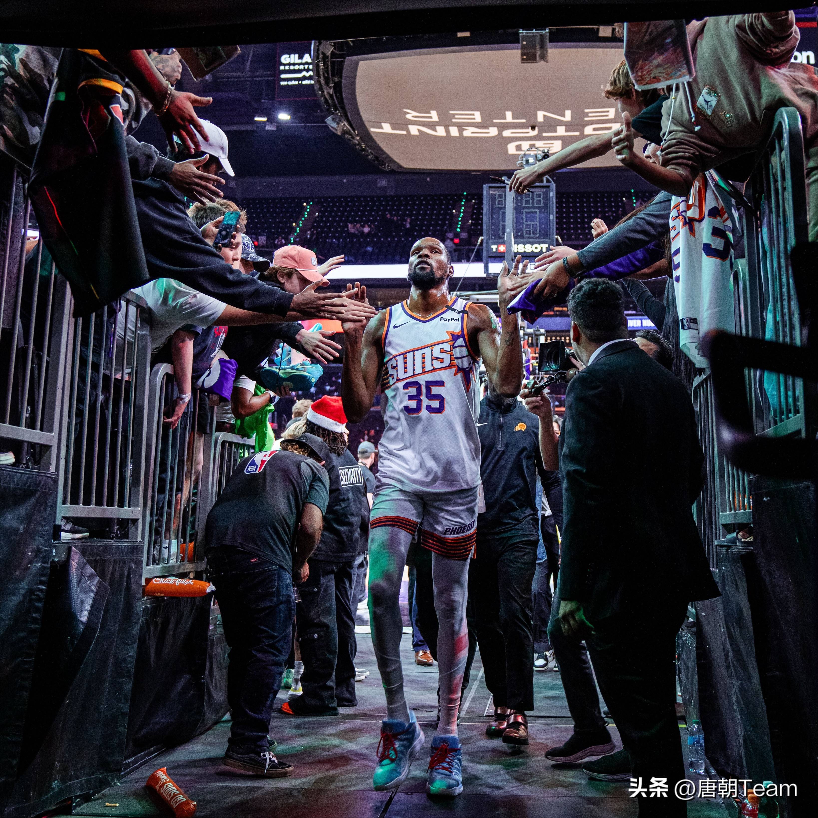 爱游戏体育-杜兰特迎来十二赛季高光表现，IG球迷沸腾！的简单介绍