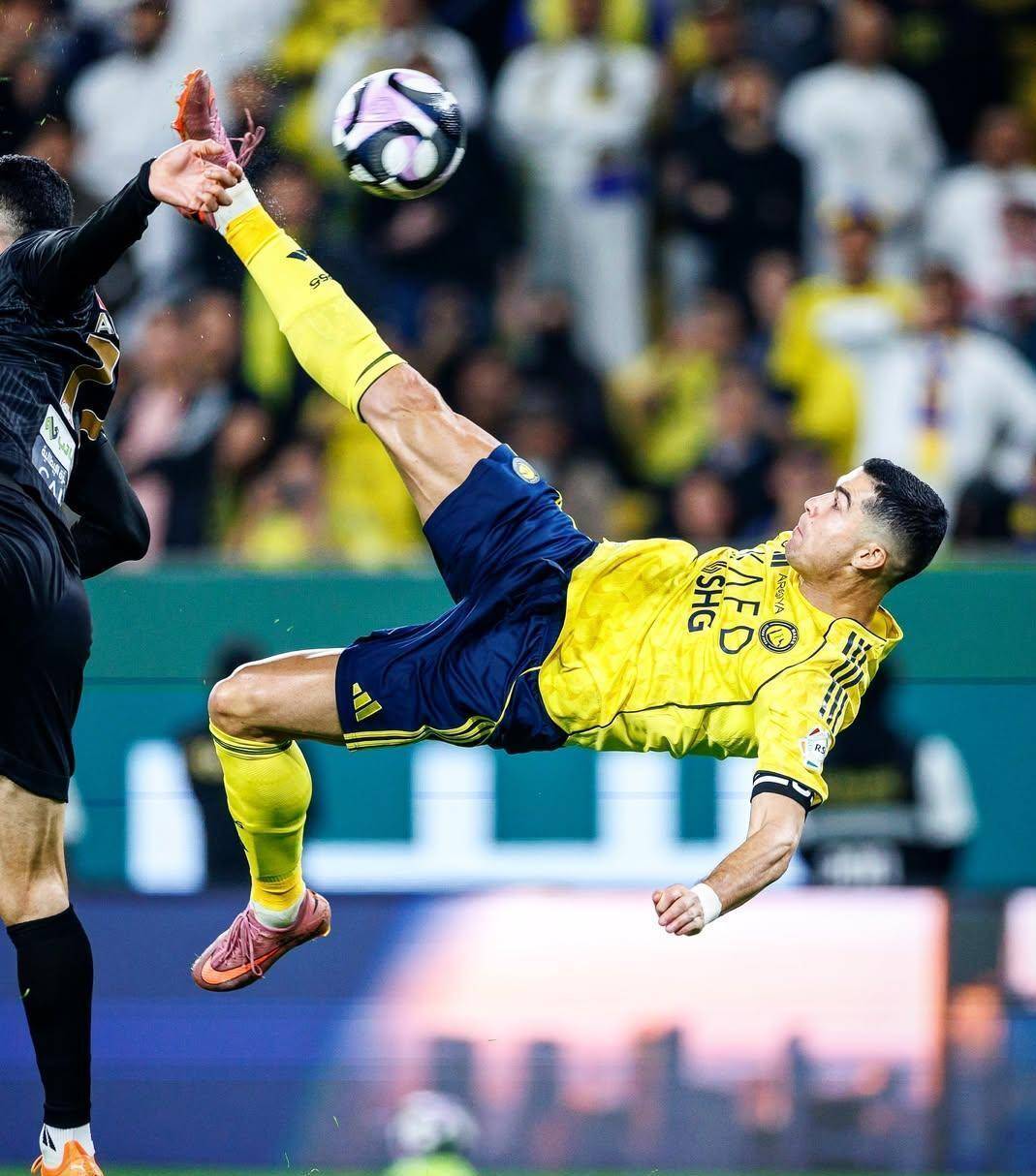 爱游戏体育-梅西在塞尔维亚队比赛中关键助攻，关键助攻引发热议！的简单介绍